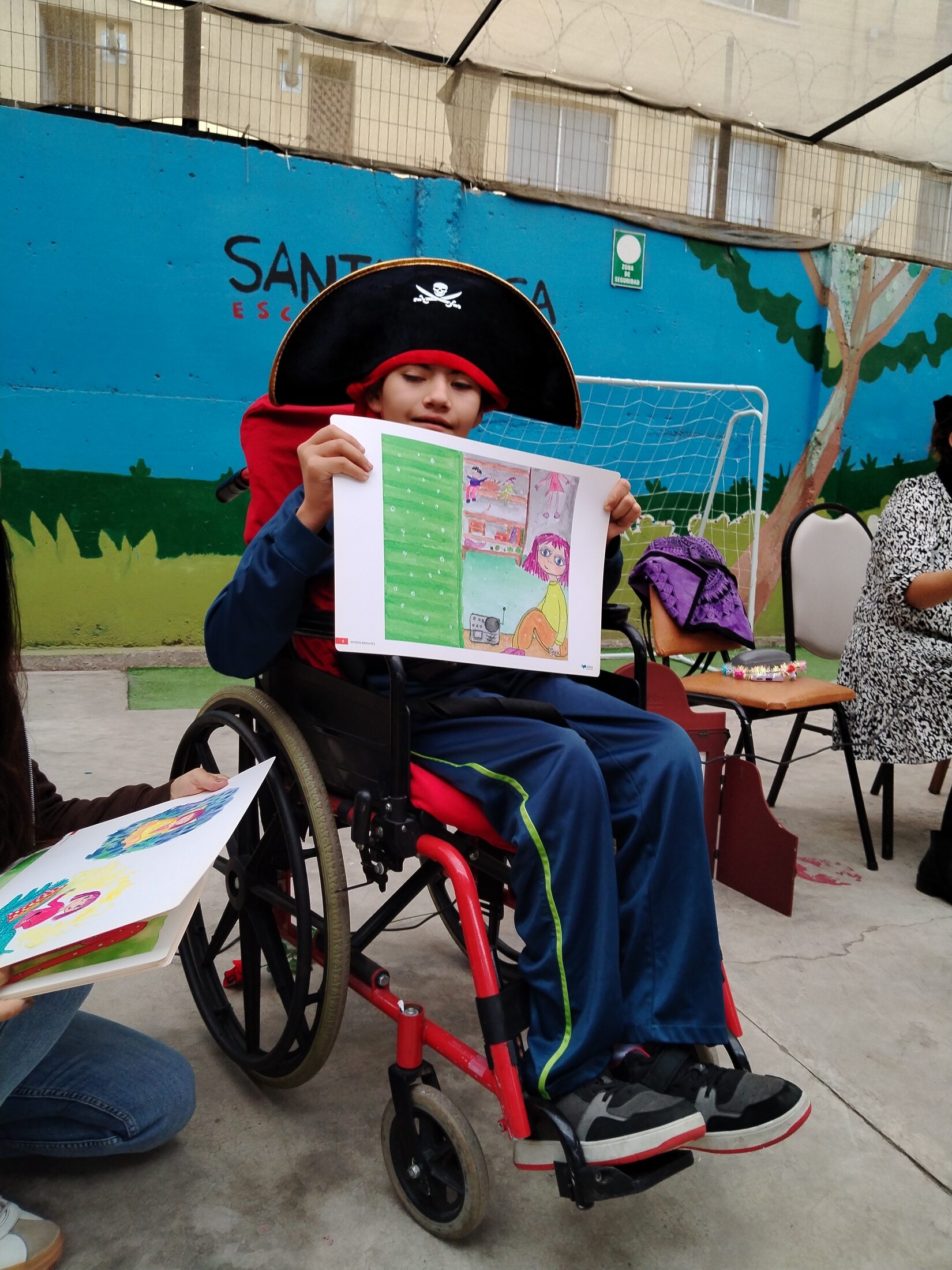 Niveles de enseñanza en actividad educativa y convivencia escolar